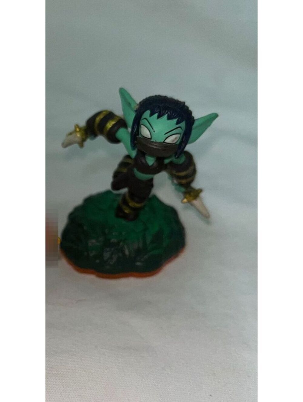 Skylanders Giants Figure - Stealth Elf - Life Element - Orange Base